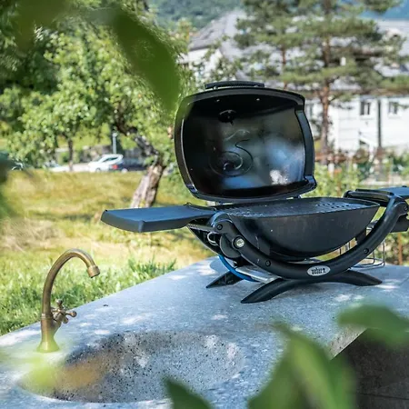 House Hiperbola & Outdoor Activities *