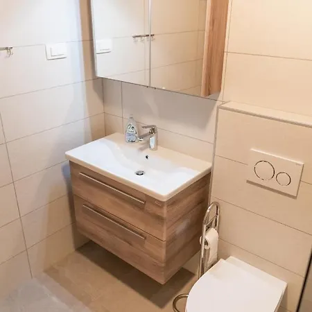 House Hiperbola & Outdoor Activities *