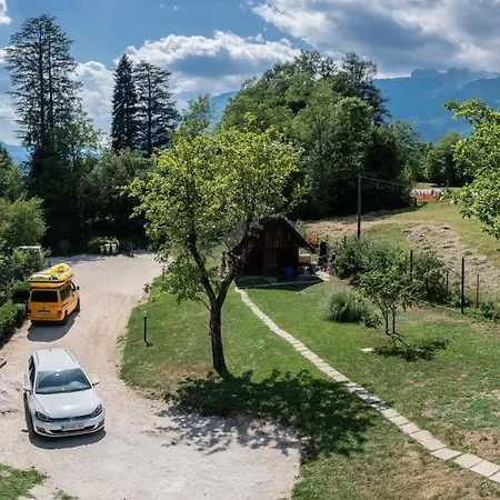 House Hiperbola & Outdoor Activities Apartment Bovec