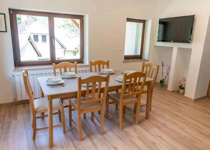 דירה House Hiperbola & Outdoor Activities בובק