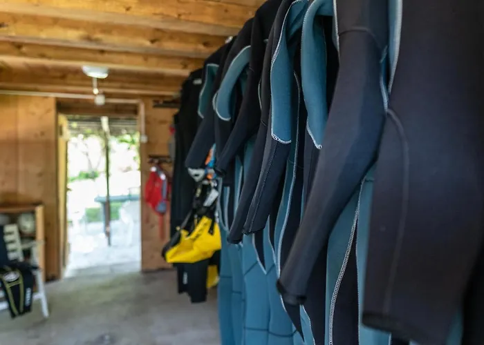 House Hiperbola & Outdoor Activities * בובק