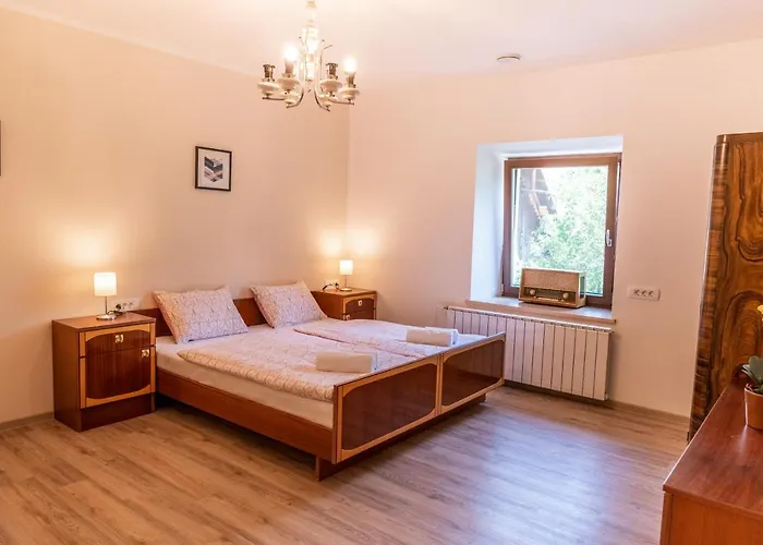 House Hiperbola & Outdoor Activities דירה *