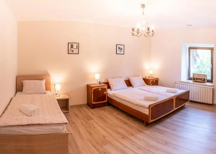 דירה House Hiperbola & Outdoor Activities בובק