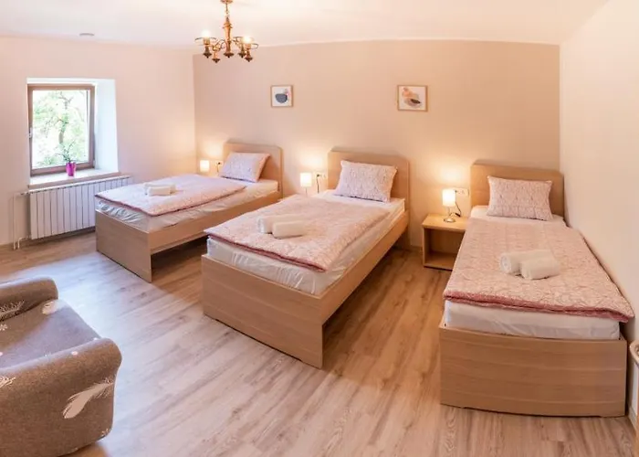 House Hiperbola & Outdoor Activities *